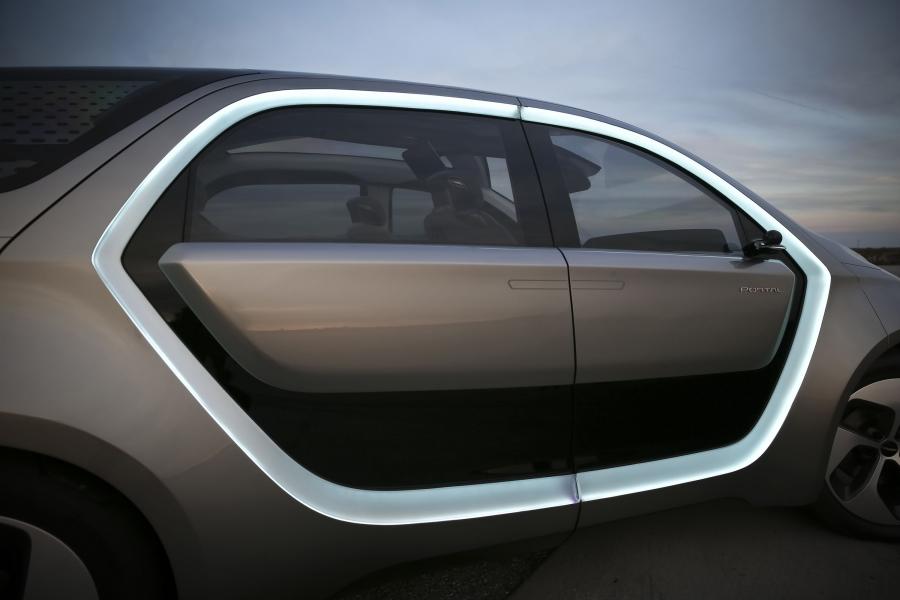 Детали экстерьера Chrysler Portal Concept 2017 года  (фото 15 из 46)